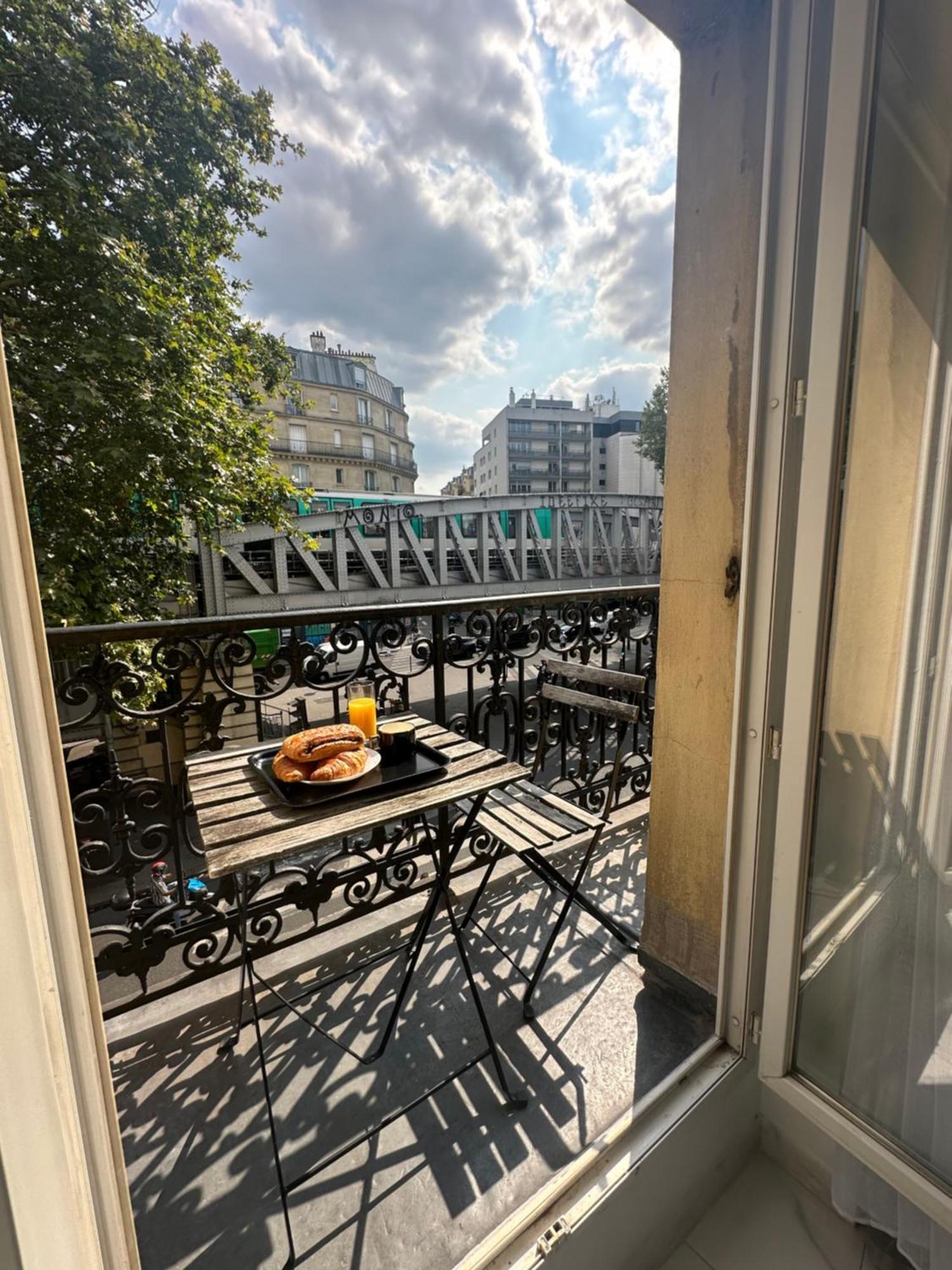Appartement Parisien Exteriör bild